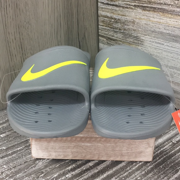 Nike men’s Kawa Shower Slide cool grey/volt - Picture 3 of 8